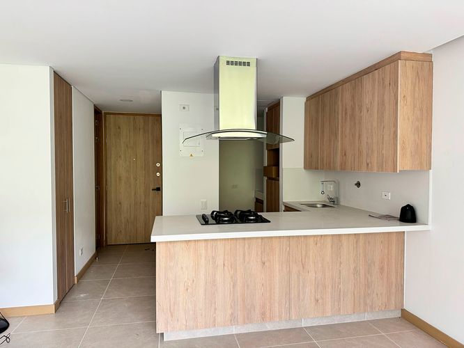 Apartamento de 1 alcoba en arriendo en El Poblado, Medellín, 65 m² · foto 5 de 12