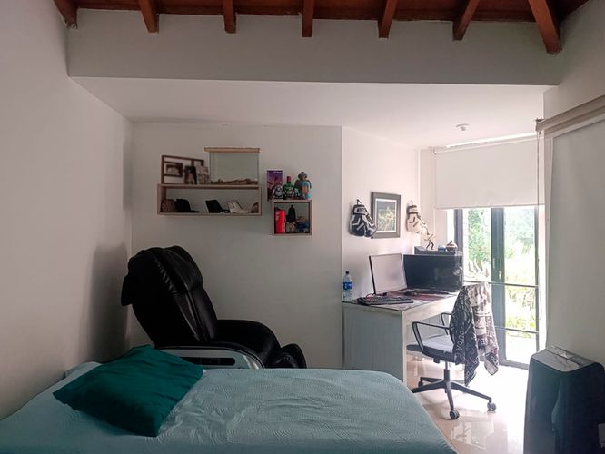 Casa de 3 alcobas en venta en El Poblado, Medellín, 260 m² · foto 11 de 20