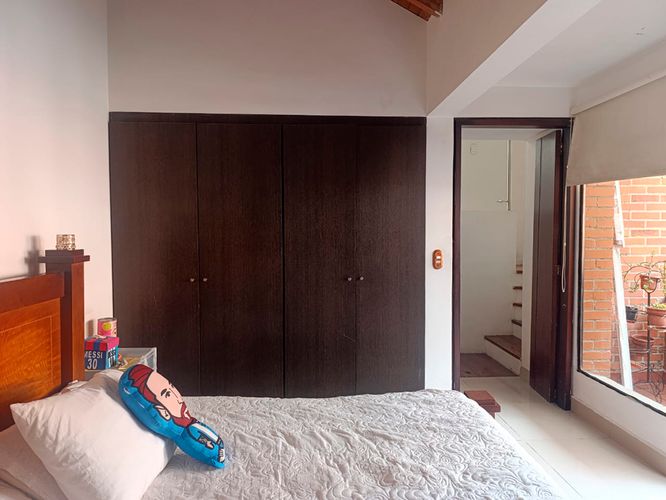 Casa de 3 alcobas en venta en El Poblado, Medellín, 260 m² · foto 13 de 20