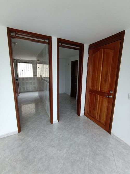 Apartamento de 3 alcobas en venta en Ciudad Melendez, Cali, 80 m² · foto 3 de 12