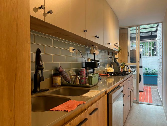 Apartamento de 2 alcobas en venta en El Poblado, Medellín, 90 m² · foto 8 de 20