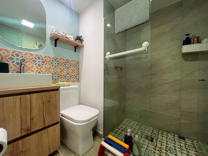 Apartamento de 2 alcobas en venta en El Poblado, Medellín, 90 m² · foto 19 de 20