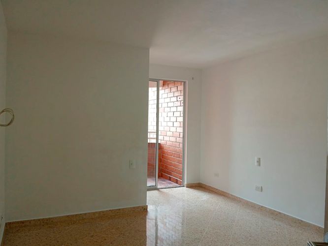 Apartamento de 3 alcobas en arriendo en Laureles, Medellín, 130 m² · foto 4 de 20
