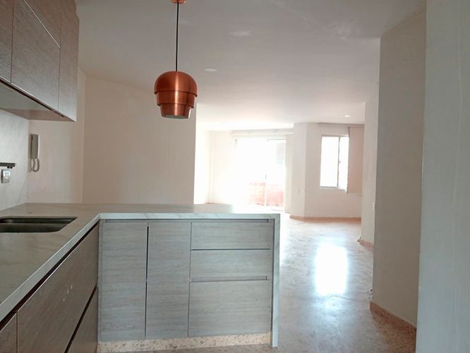 Apartamento de 3 alcobas en arriendo en Laureles, Medellín, 130 m² · foto 12 de 20