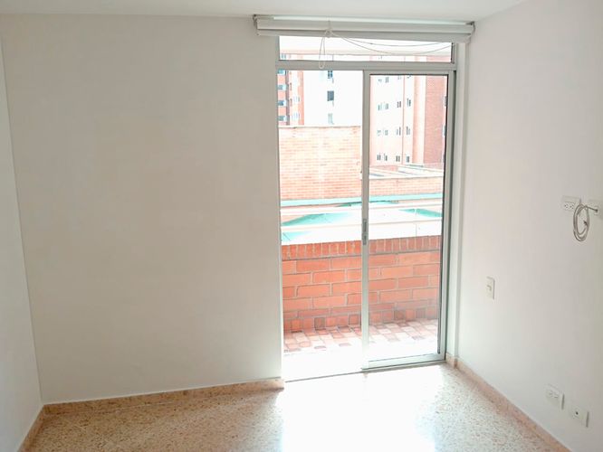 Apartamento de 3 alcobas en arriendo en Laureles, Medellín, 130 m² · foto 13 de 20