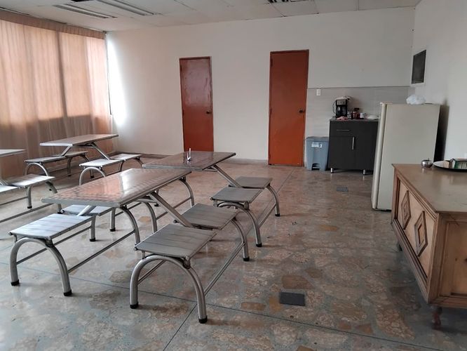 Bodega en arriendo en El Poblado, Medellín, 1300 m² · foto 5 de 12