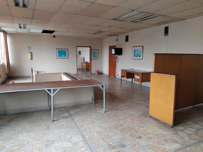 Bodega en arriendo en El Poblado, Medellín, 1300 m² · foto 6 de 12