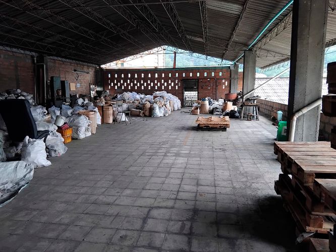 Bodega en arriendo en El Poblado, Medellín, 1300 m² · foto 10 de 12
