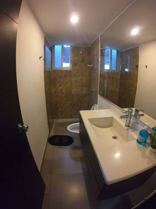 Casa de 5 alcobas en venta en Ricaurte, 350 m² · foto 14 de 24