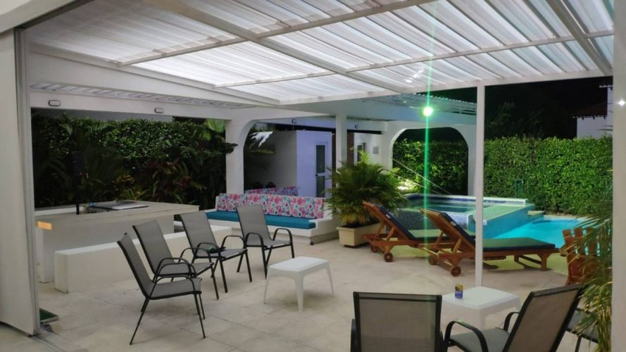 Casa de 5 alcobas en venta en Ricaurte, 350 m² · foto 15 de 24