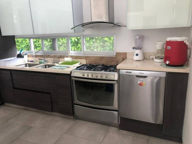 Casa de 5 alcobas en venta en Ricaurte, 350 m² · foto 23 de 24