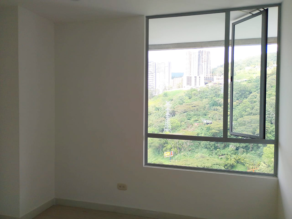 Apartamento en arriendo en El Poblado, Medellín · foto 12 de 14