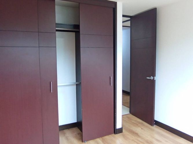 Apartamento en arriendo en Camino Verde, Envigado, 81 m² · foto 6 de 16