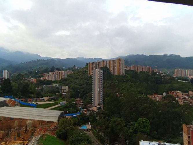 Apartamento en arriendo en Camino Verde, Envigado, 81 m² · foto 15 de 16