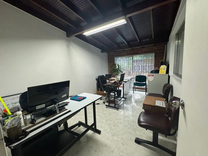 Oficina en arriendo en Suramericana, Medellín, 90 m² · foto 5 de 11