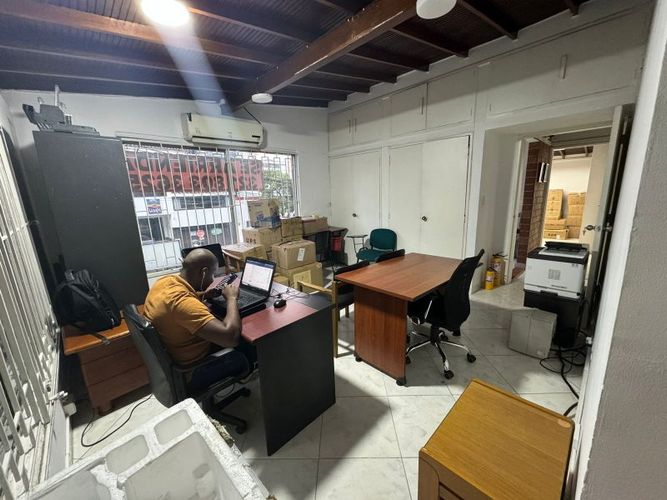 Oficina en arriendo en Suramericana, Medellín, 90 m² · foto 11 de 11