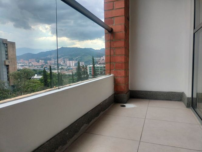 Apartamento de 2 alcobas en arriendo en El Poblado, Medellín, 73 m² · foto 18 de 18