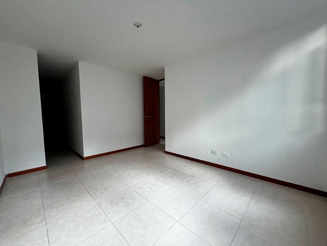 Apartamento de 3 alcobas en arriendo en Camino Verde, Envigado, 95 m² · foto 10 de 18