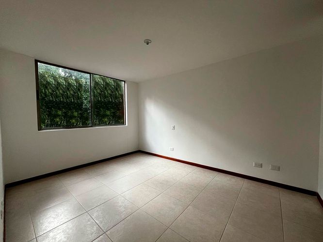 Apartamento de 3 alcobas en arriendo en Camino Verde, Envigado, 95 m² · foto 12 de 18