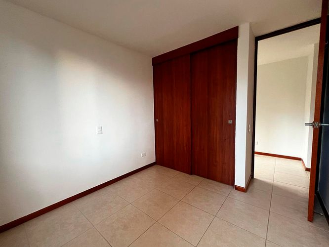 Apartamento de 3 alcobas en arriendo en Camino Verde, Envigado, 95 m² · foto 14 de 18