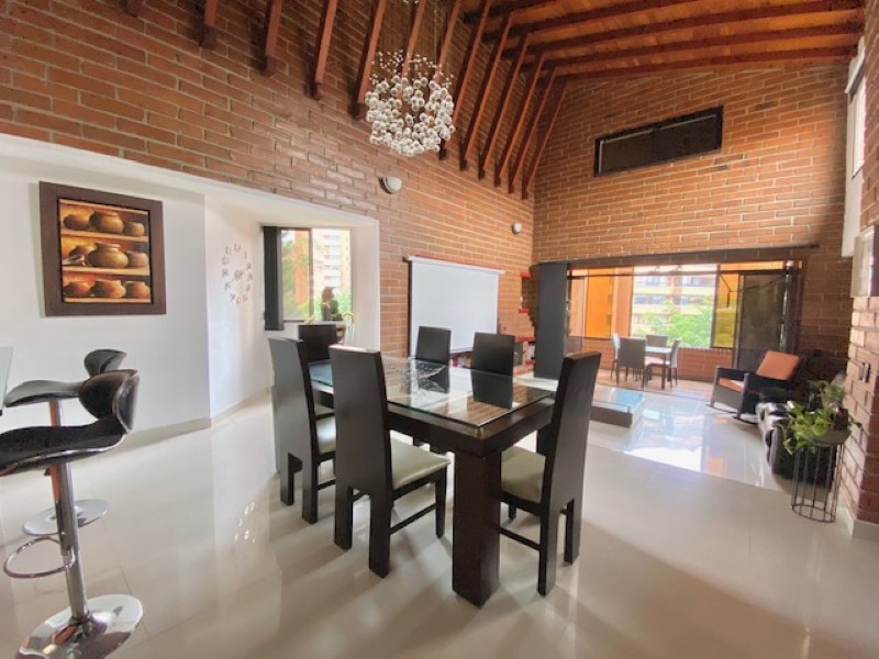 Apartamento en venta en El Poblado, Medellín 3
