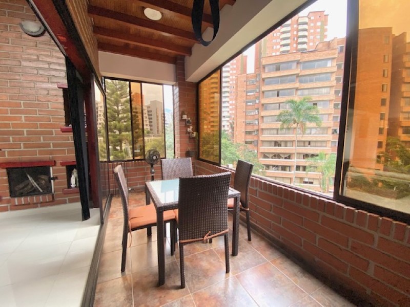 Apartamento en venta en El Poblado, Medellín · foto 6 de 23