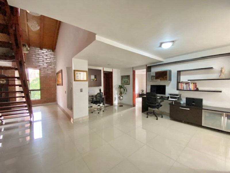 Apartamento en venta en El Poblado, Medellín · foto 7 de 23