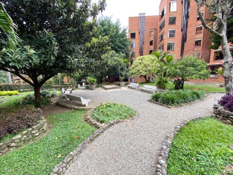 Apartamento en venta en El Poblado, Medellín · foto 19 de 23