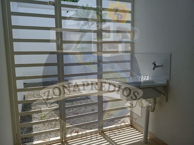 Casa de 2 alcobas en venta en Santa Lucia, Girardot, 105 m² · foto 8 de 16