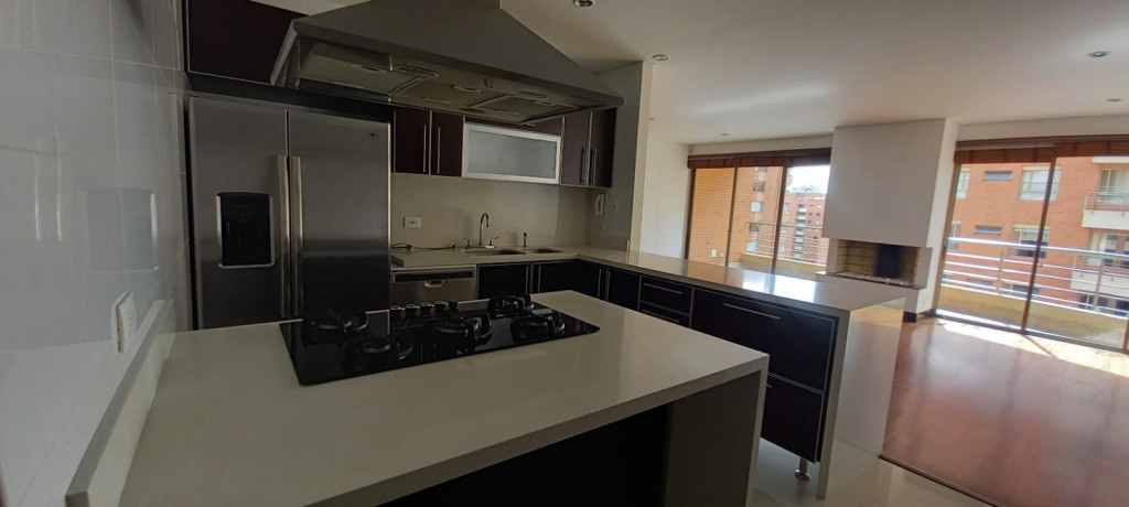 Apartamento en venta en Santa Barbara Alta, Bogotá · foto 13 de 19