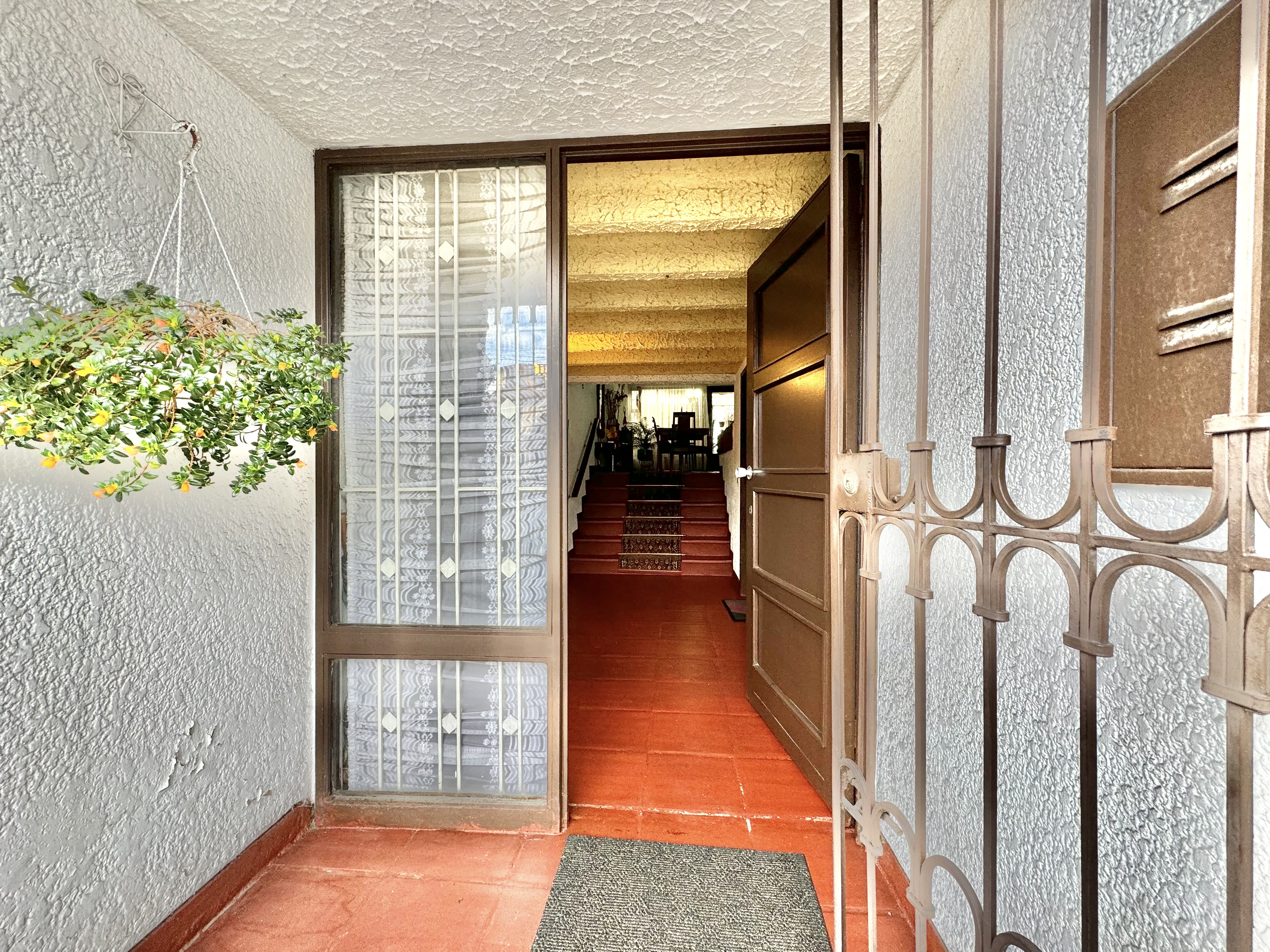 Casa en venta en Villa Magdala, Bogotá · foto 2 de 24