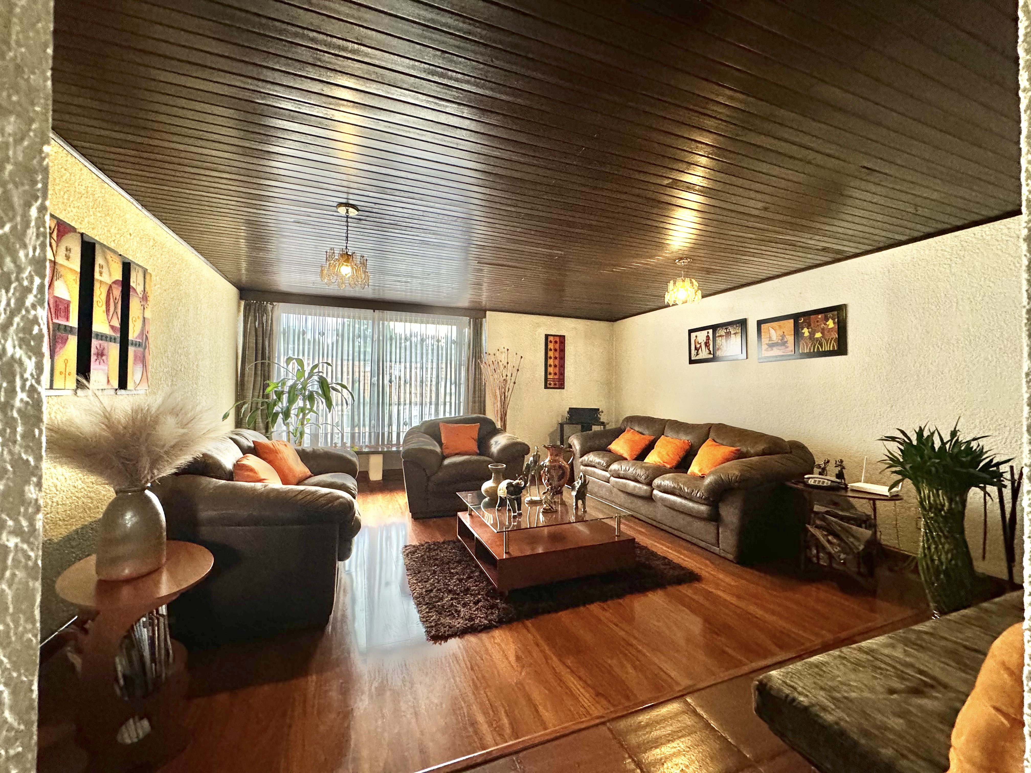 Casa en venta en Villa Magdala, Bogotá · foto 18 de 24