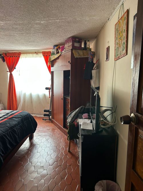 Casa de 6 alcobas en venta en El Tunal, Bogotá, 106 m² · foto 12 de 20
