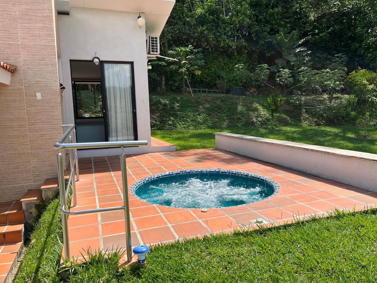 Casa en venta en Santagueda, Manizales · foto 2 de 24