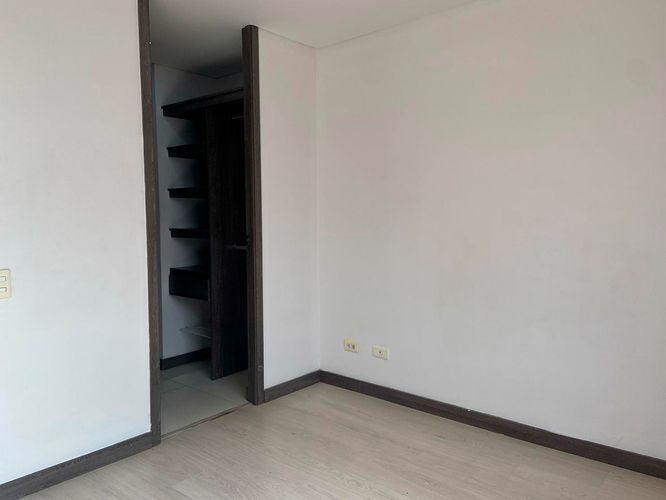 Apartamento de 3 alcobas en arriendo en Vegas De La Doctora, Sabaneta, 74 m² · foto 8 de 19
