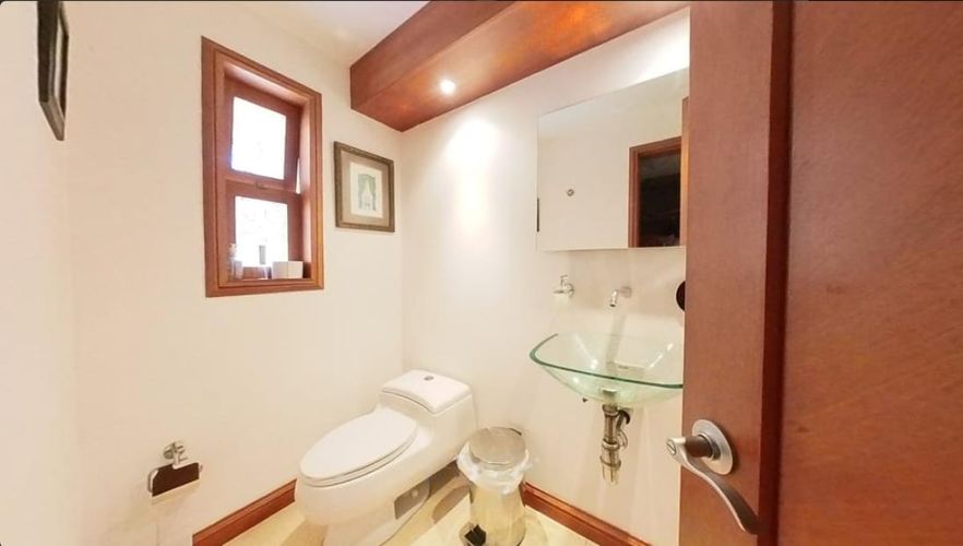 Casa de 4 alcobas en venta en Gratamira, Bogotá, 432 m² · foto 7 de 11