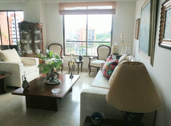 Apartamento de 4 alcobas en venta en Santa Monica, Cali, 170 m² · foto 15 de 24