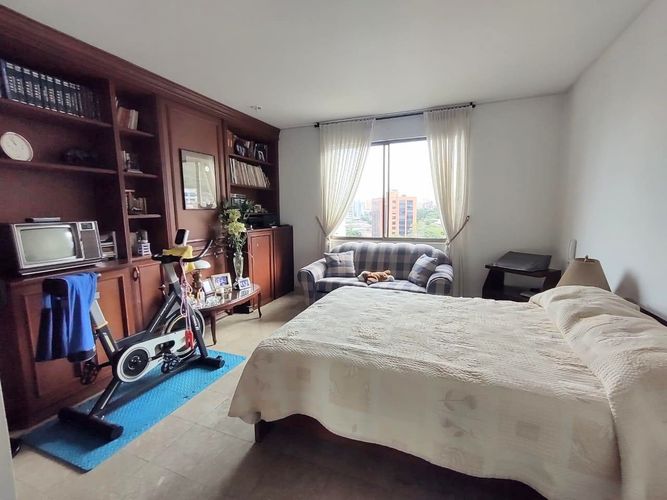 Apartamento de 4 alcobas en venta en Santa Monica, Cali, 170 m² · foto 17 de 24