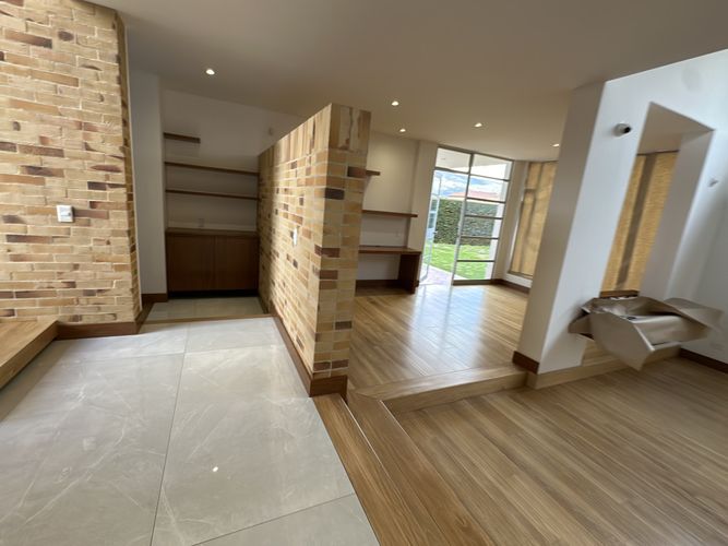 Casa de 4 alcobas en venta en Calahorra, Cajicá, 300 m² · foto 11 de 24