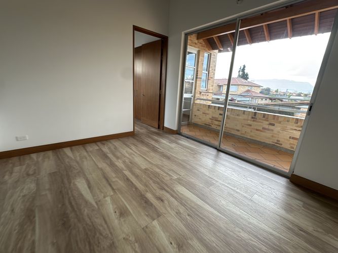 Casa de 4 alcobas en venta en Calahorra, Cajicá, 300 m² · foto 23 de 24