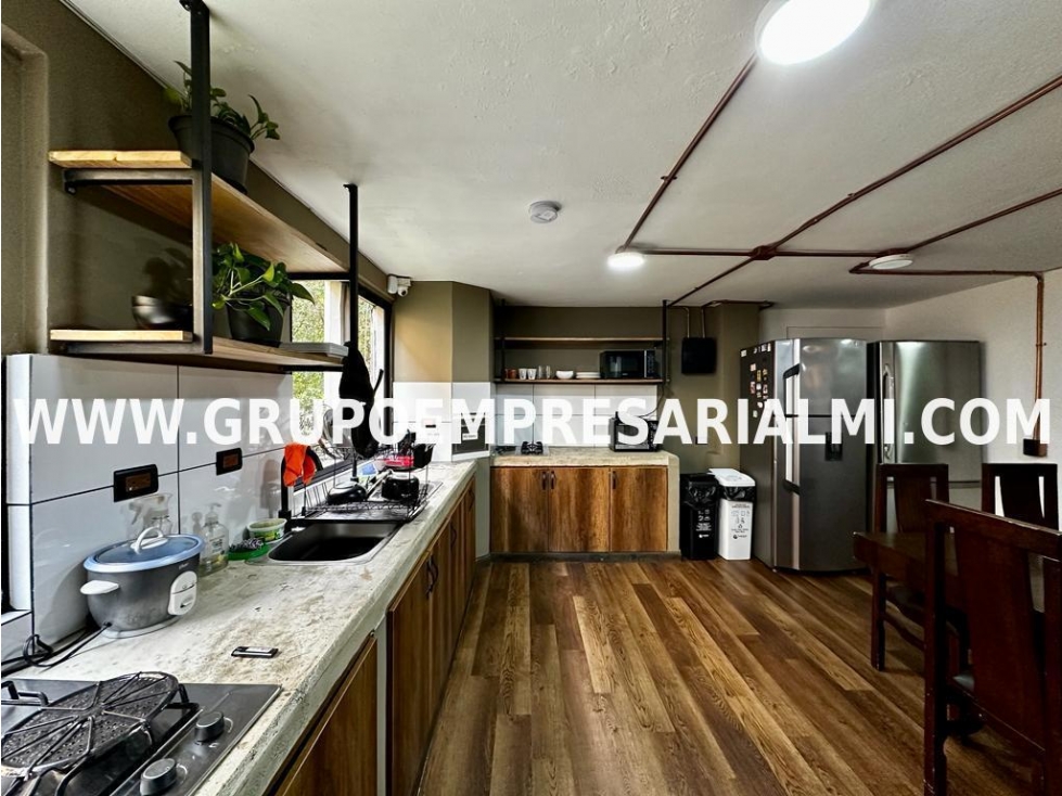 Apartamento en venta en El Poblado, Medellín 3