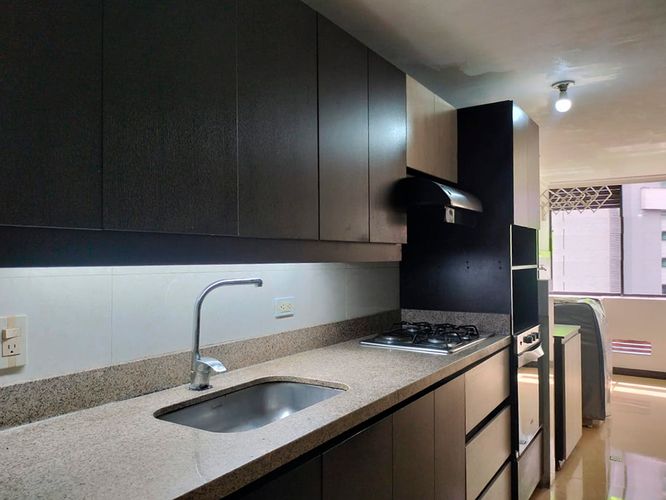 Apartamento de 3 alcobas en arriendo en La Aguacatala, Medellín, 118 m² · foto 4 de 19