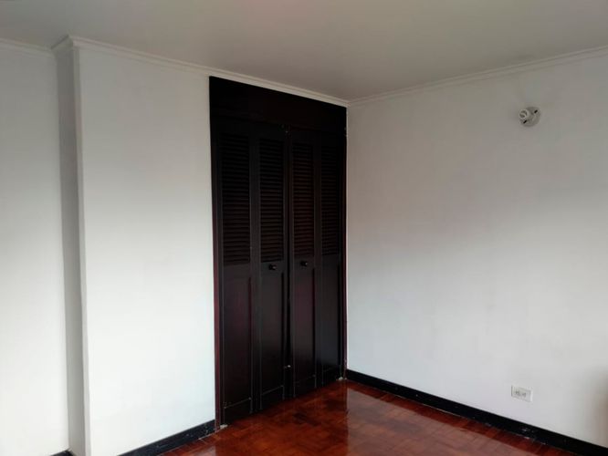 Apartamento de 3 alcobas en arriendo en La Aguacatala, Medellín, 118 m² · foto 6 de 19