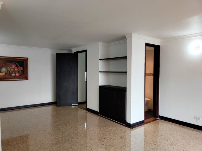 Apartamento de 3 alcobas en arriendo en La Aguacatala, Medellín, 118 m² · foto 15 de 19