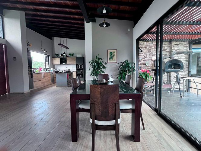Casa de 4 alcobas en venta en El Retiro, 326 m² · foto 4 de 20