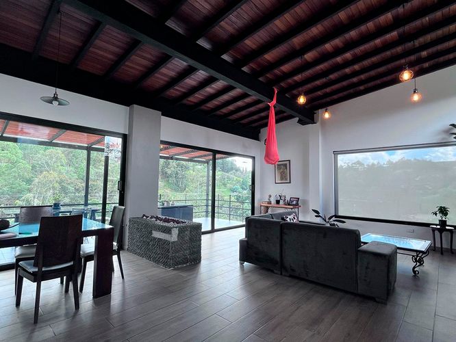 Casa de 4 alcobas en venta en El Retiro, 326 m² · foto 5 de 20