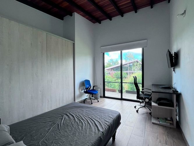Casa de 4 alcobas en venta en El Retiro, 326 m² · foto 11 de 20