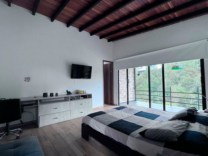 Casa de 4 alcobas en venta en El Retiro, 326 m² · foto 15 de 20