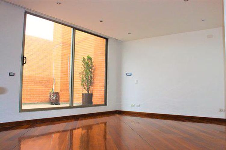 Apartamento de 4 alcobas en venta en Ciudad Salitre, Bogotá, 273 m² · foto 6 de 24