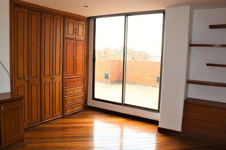 Apartamento de 4 alcobas en venta en Ciudad Salitre, Bogotá, 273 m² · foto 7 de 24
